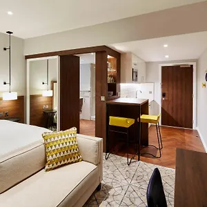 Hotel By Marriott